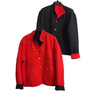 Women's XL Reversible‎ Quilted Jacket Long Sleeve Red, Black Button Up Stretch
